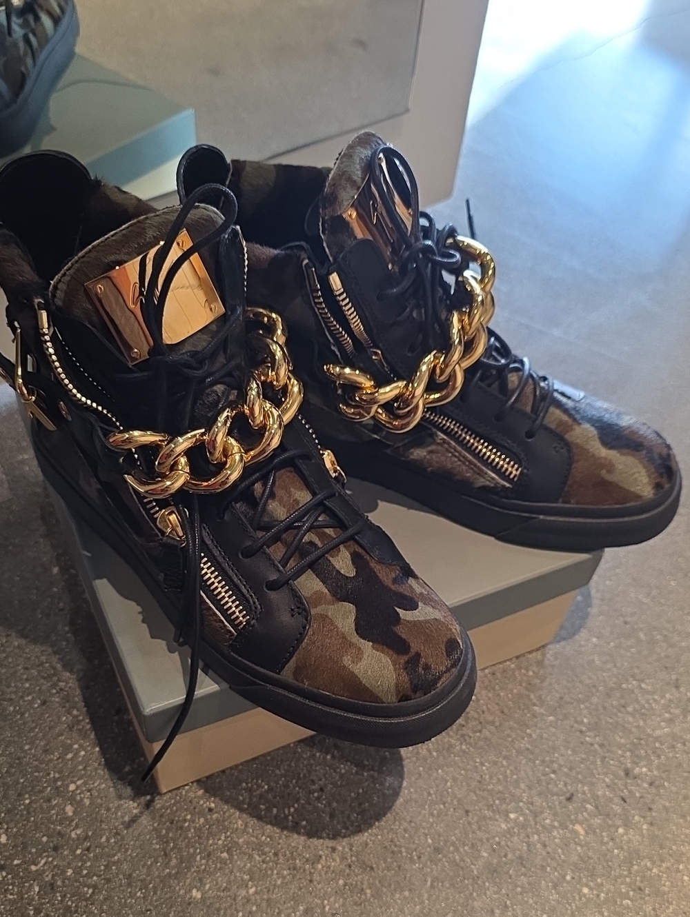 Size 41 EU